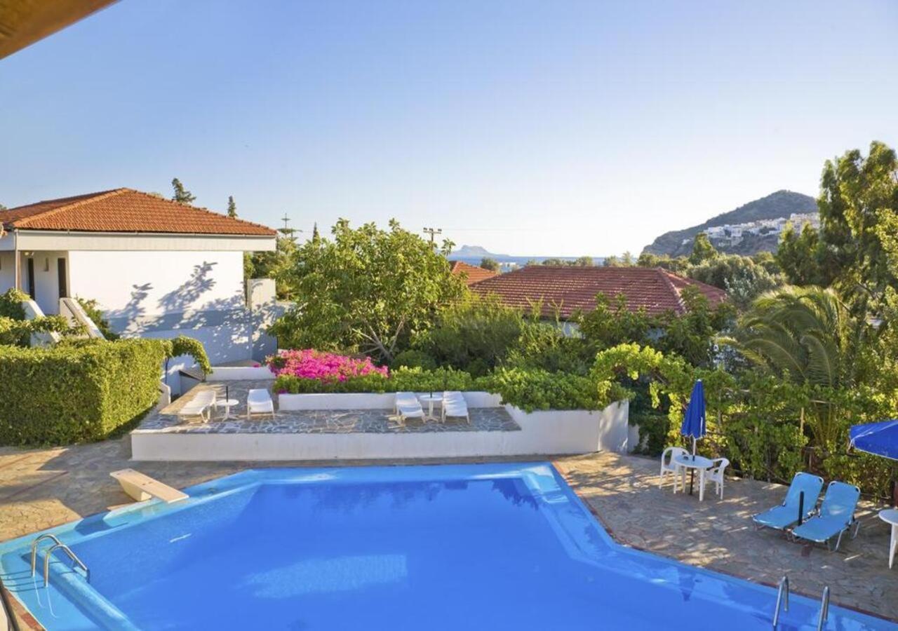 Sunningdale Hotel Αγία Γαλήνη Εξωτερικό φωτογραφία