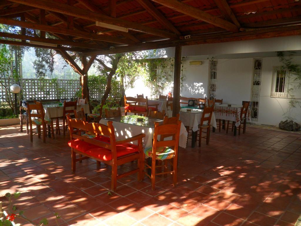 Sunningdale Hotel Αγία Γαλήνη Εξωτερικό φωτογραφία