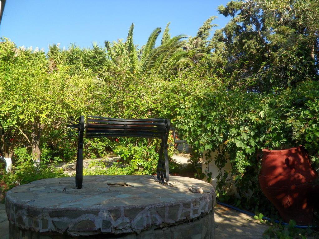 Sunningdale Hotel Αγία Γαλήνη Εξωτερικό φωτογραφία