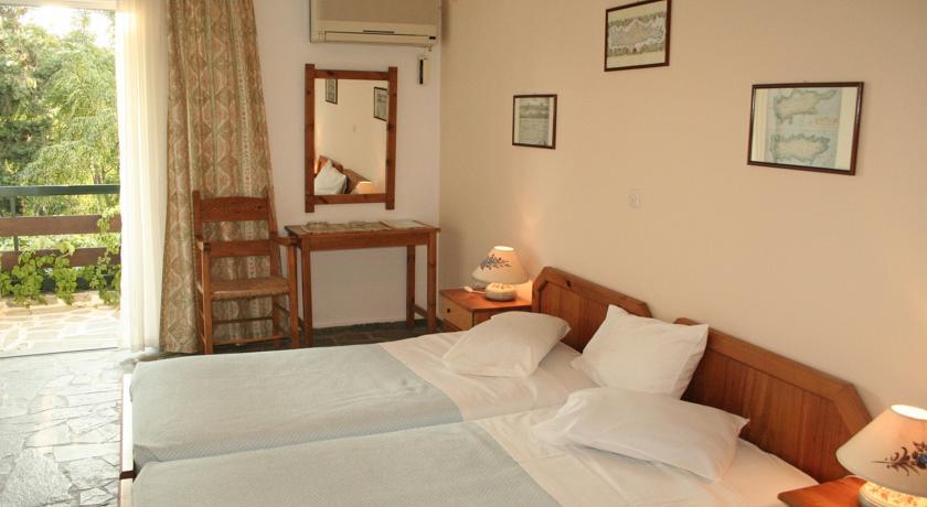 Sunningdale Hotel Αγία Γαλήνη Εξωτερικό φωτογραφία